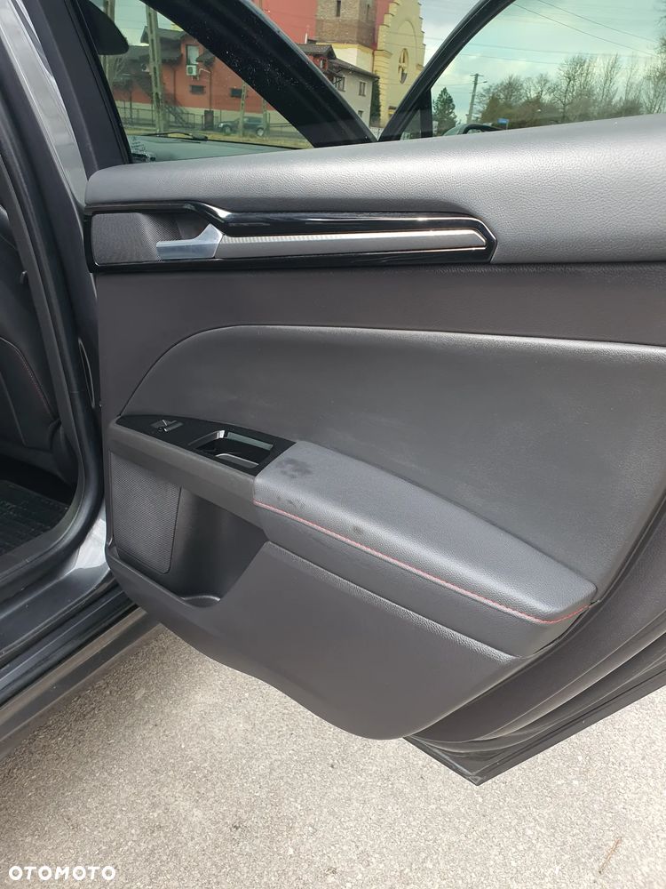 Ford Mondeo 2.0 EcoBlue ST-Line - 28
