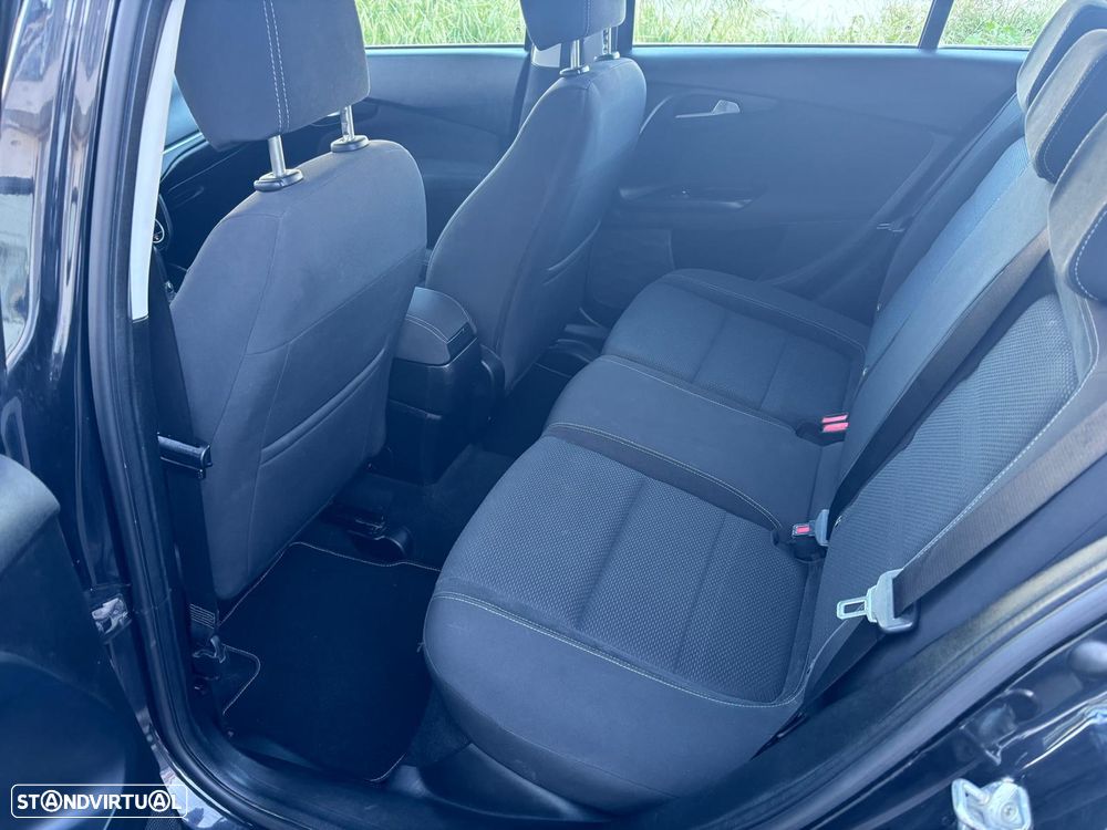 Fiat Tipo Station Wagon 1.6 M-Jet Lounge Tech DCT - 5