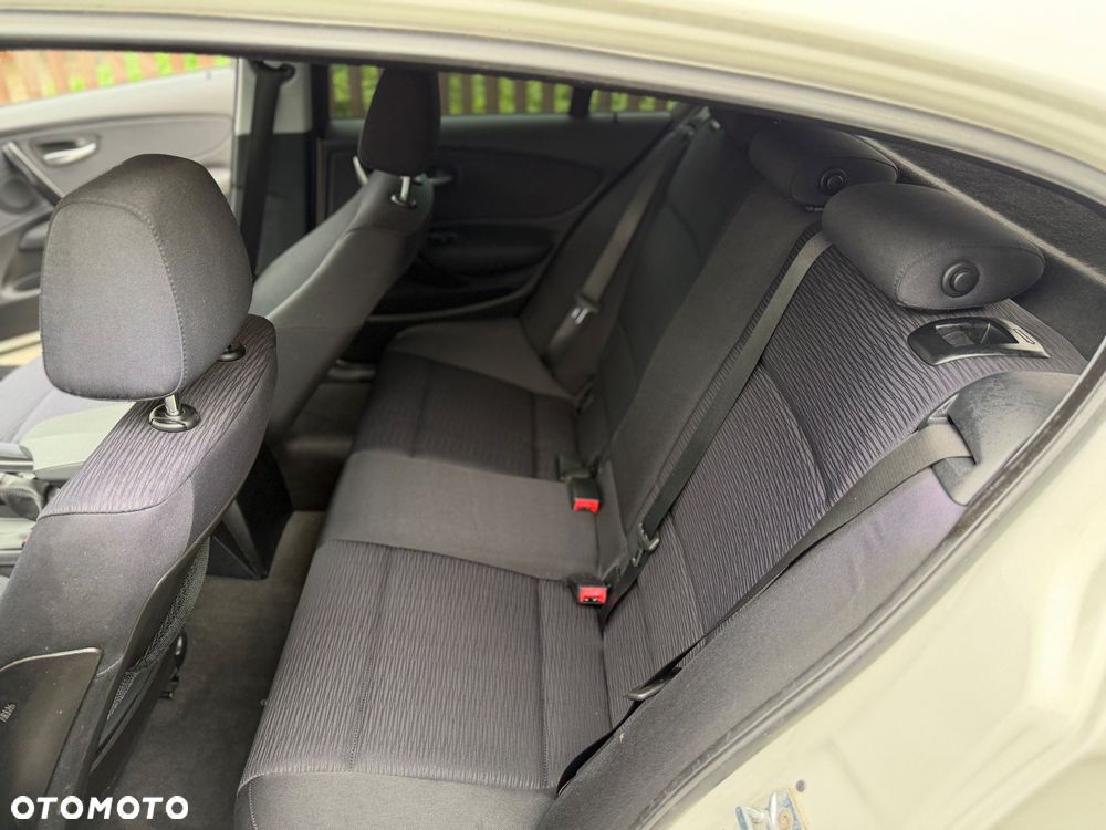 BMW Seria 1 116i - 21