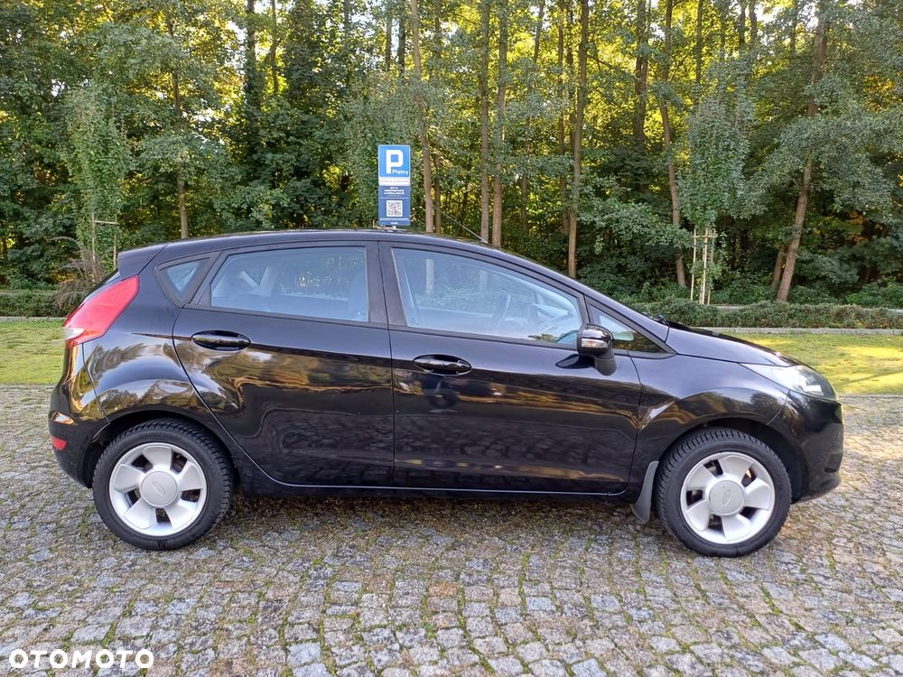 Ford Fiesta 1.25 Champions Edition - 16