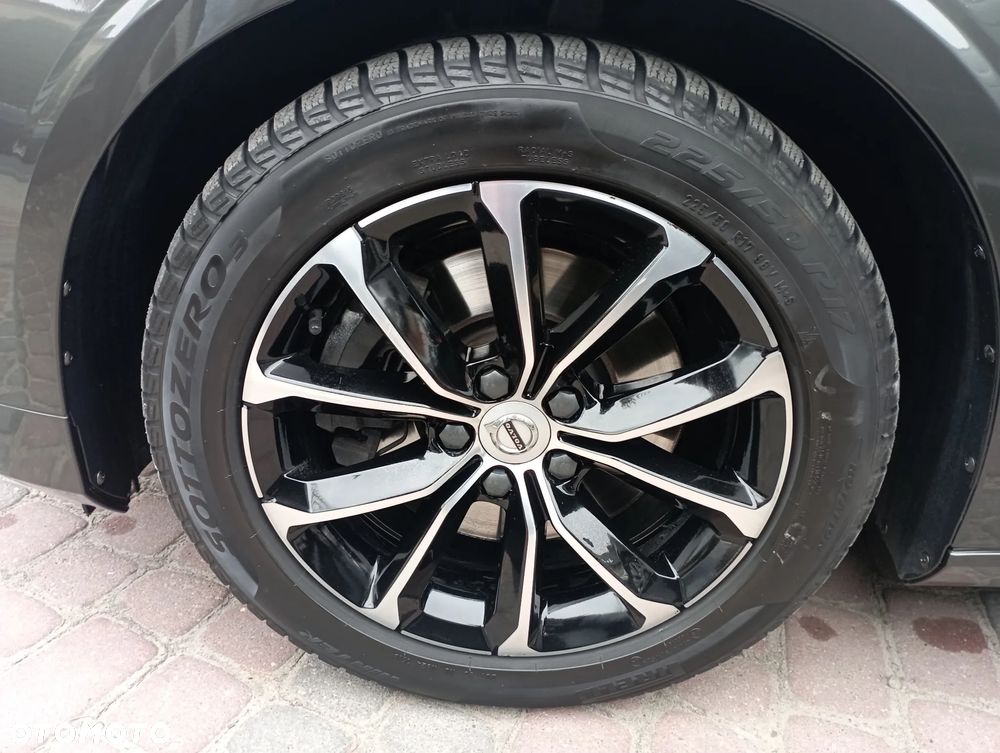 Volvo V60 D4 Momentum Pro - 32