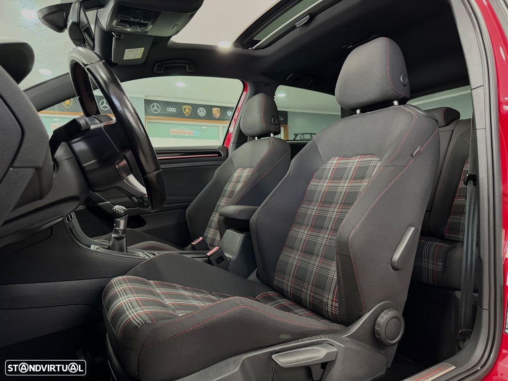 VW Golf 2.0 TSi GTi Performance - 8
