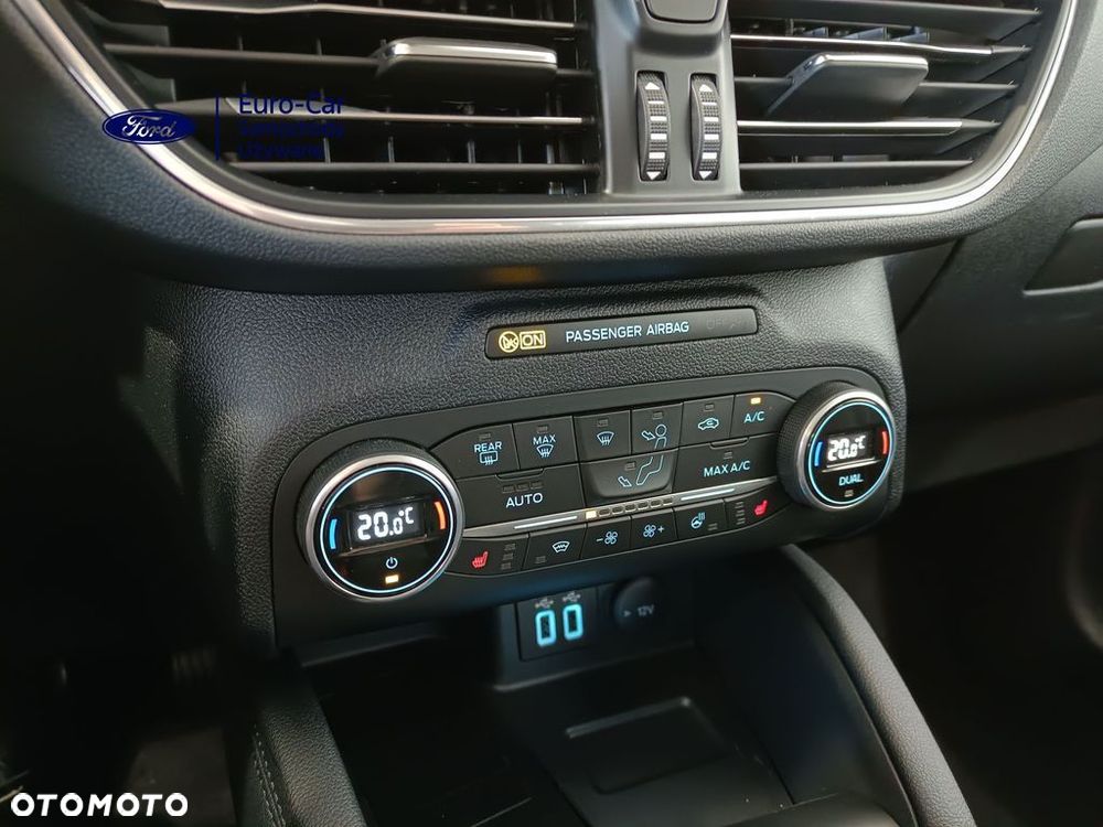 Ford Kuga 2.5 Duratec PHEV TITANIUM - 23