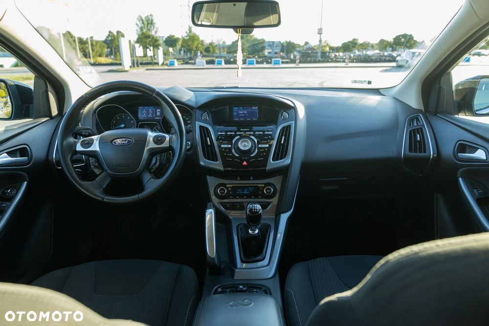 Ford Focus 1.6 EcoBoost Titanium - 9