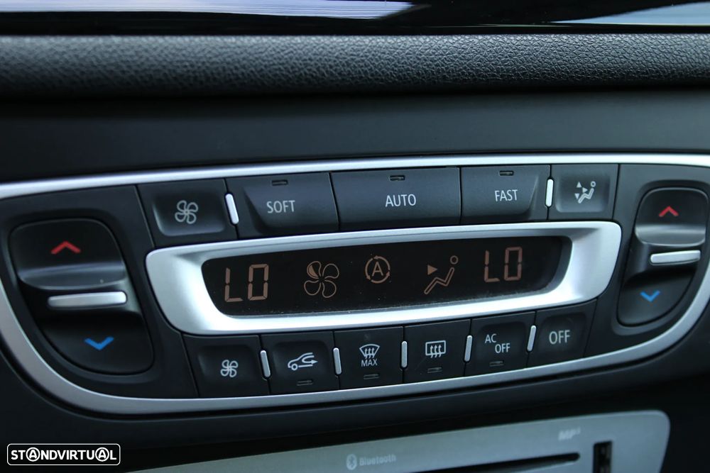 Renault Mégane Sport Tourer 1.5 dCi Bose Edition SS - 29