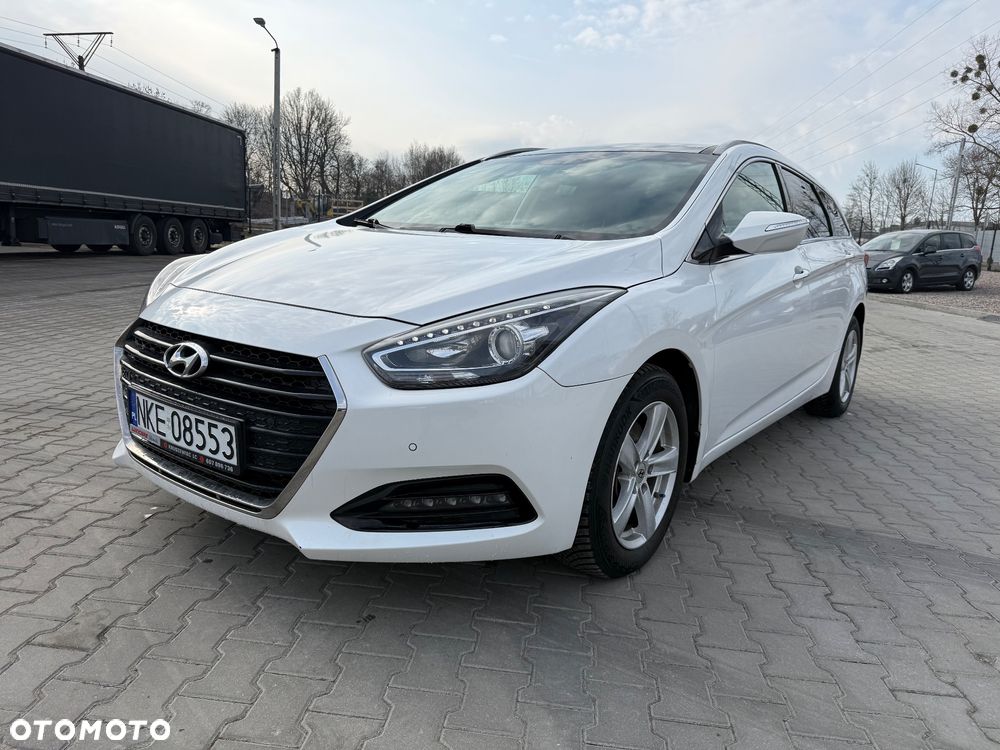 Hyundai i40 Kombi 1.7 CRDi Premium - 2