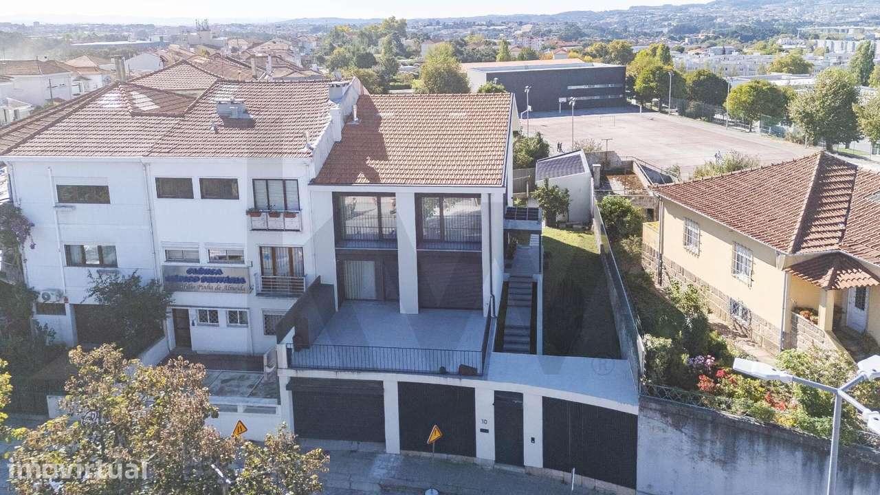 Moradia T3+1 Nova com Jardim, Garagem para dois carros e Tecnologia in - Grande imagem: 4/49