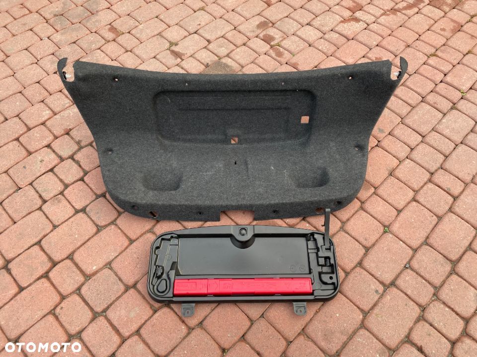 OSŁONA WYGŁUSZENIE KLAPY BAGAŻNIKA BMW F10 - 1