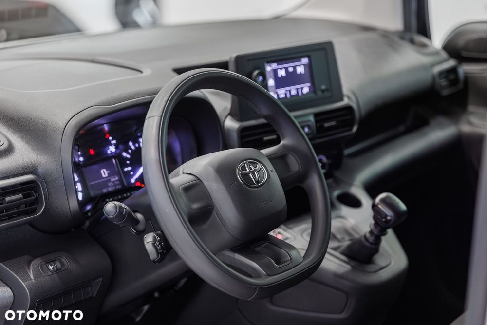 Toyota PROACE CITY - 27