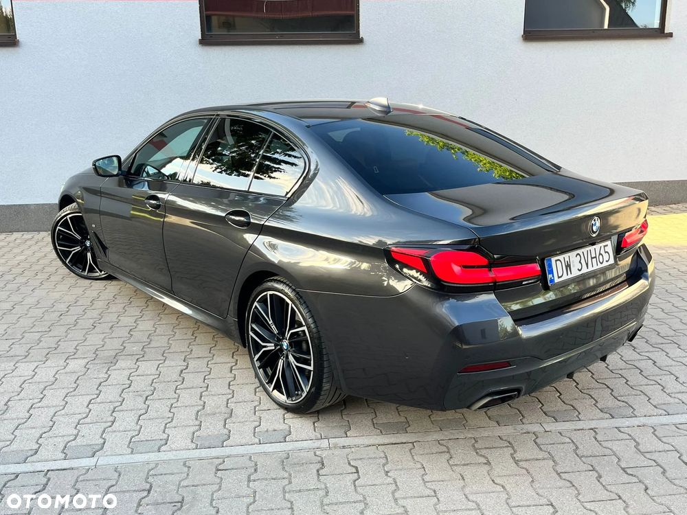 BMW Seria 5 530d xDrive mHEV M Sport sport - 3