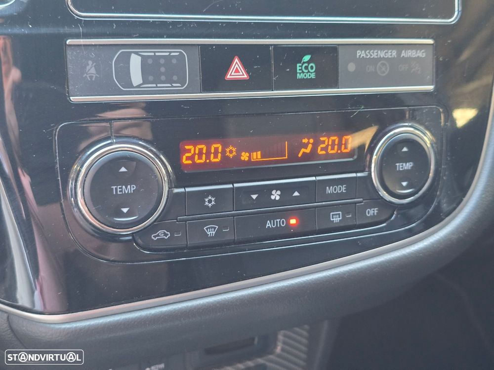 Mitsubishi Outlander - 20