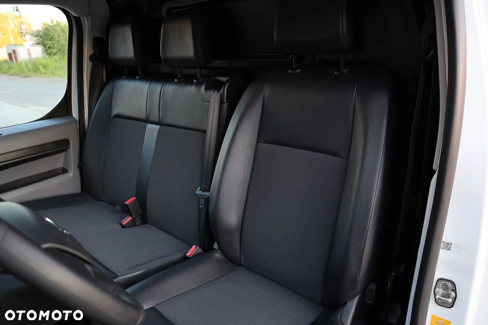 Opel Vivaro - 22