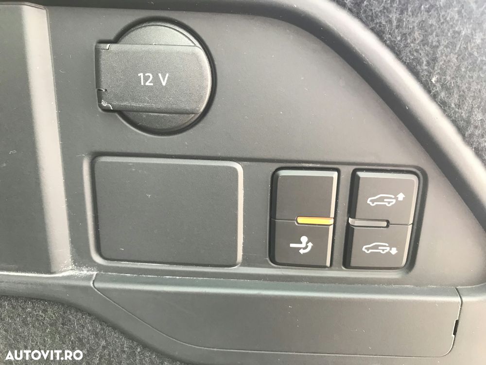 Volkswagen Touareg 3.0 V6 TDI SCR Blue Motion DPF Automatik - 38