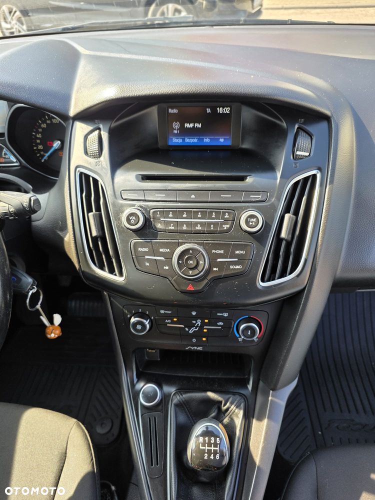 Ford Focus 1.5 TDCi SYNC Edition - 8