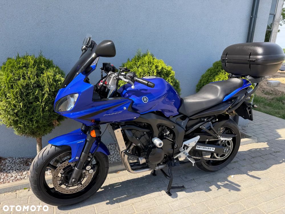 Yamaha FZ - 8