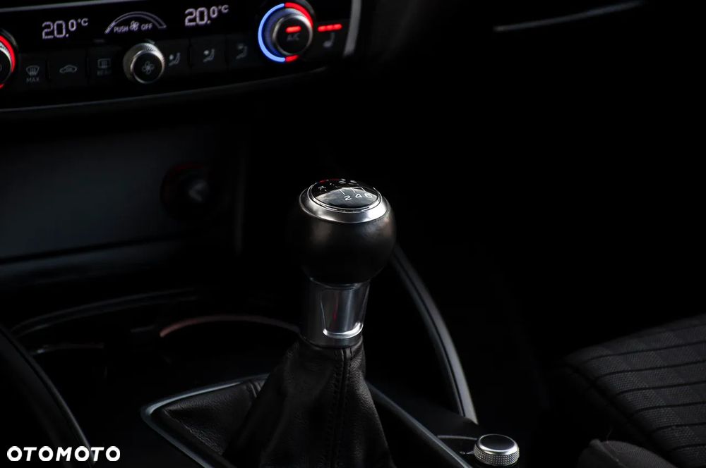 Audi A3 Sportback 2.0 TDI (clean diesel) Ambiente - 35