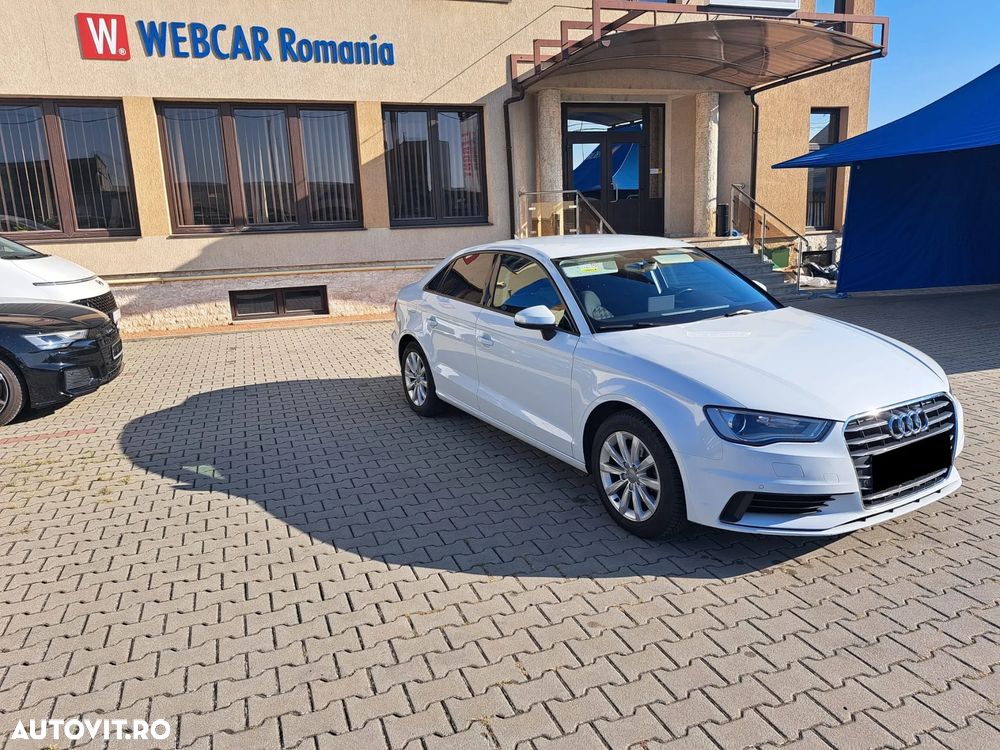 Audi A3 Limuzina 1.6 TDI clean Stronic Attraction - 4