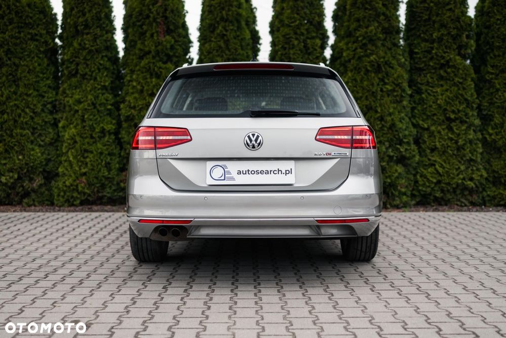 Volkswagen Passat - 5