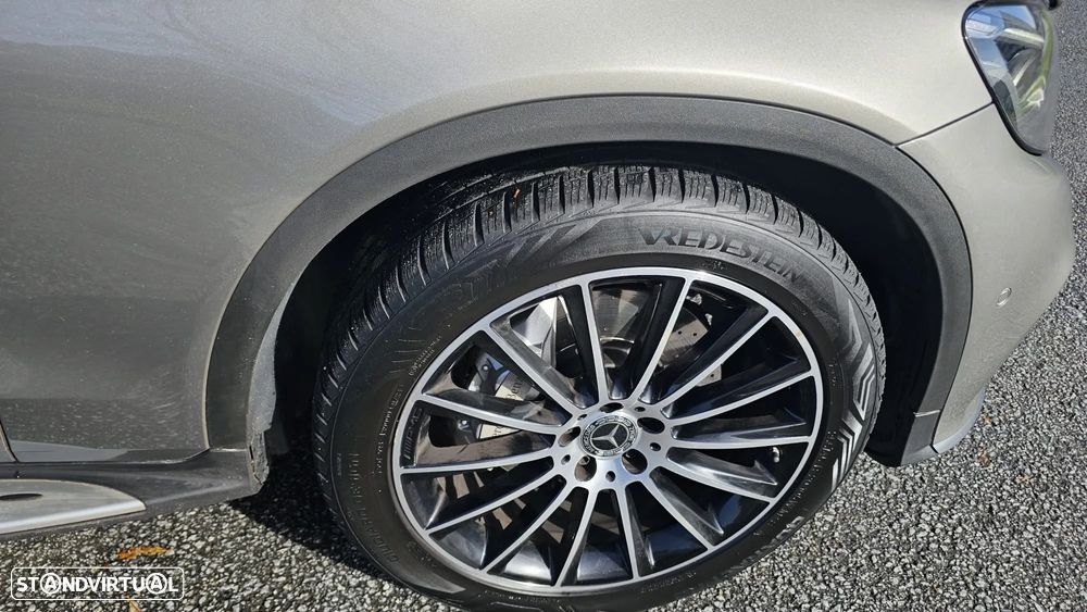 Mercedes-Benz GLC 250 d 4Matic 9G-TRONIC AMG Line - 14