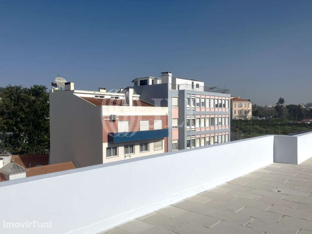 Apartamento T1, com estacionamento, em Alcantara, Lisboa - Grande imagem: 5/26