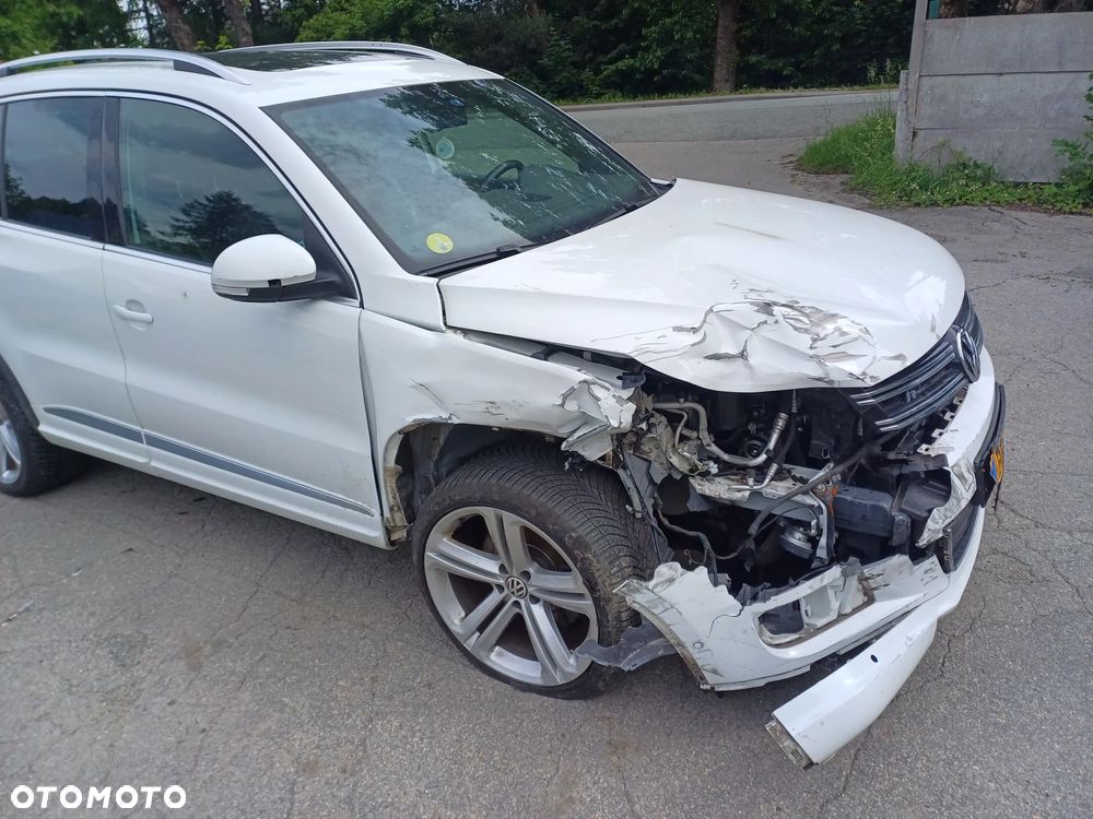 Volkswagen Tiguan 2.0 TDI DPF 4Motion BlueMotion Technology DSG Exclusive - 6