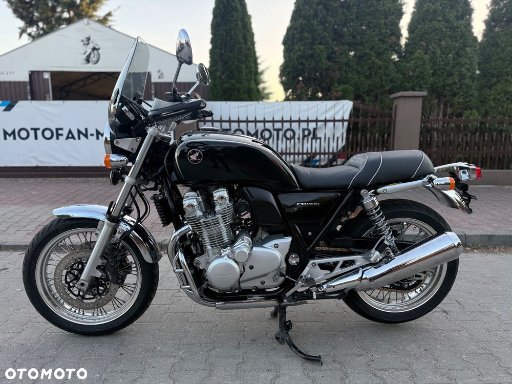 Honda CB - 22