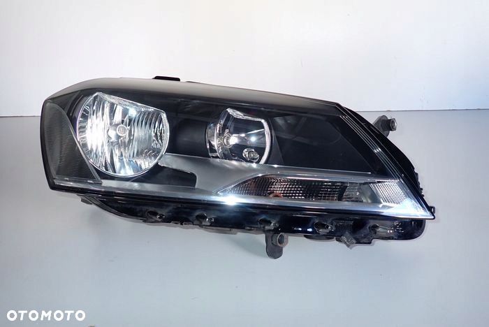 VW PASSAT B7 reflektor prawy lampa prawa 3AV941006