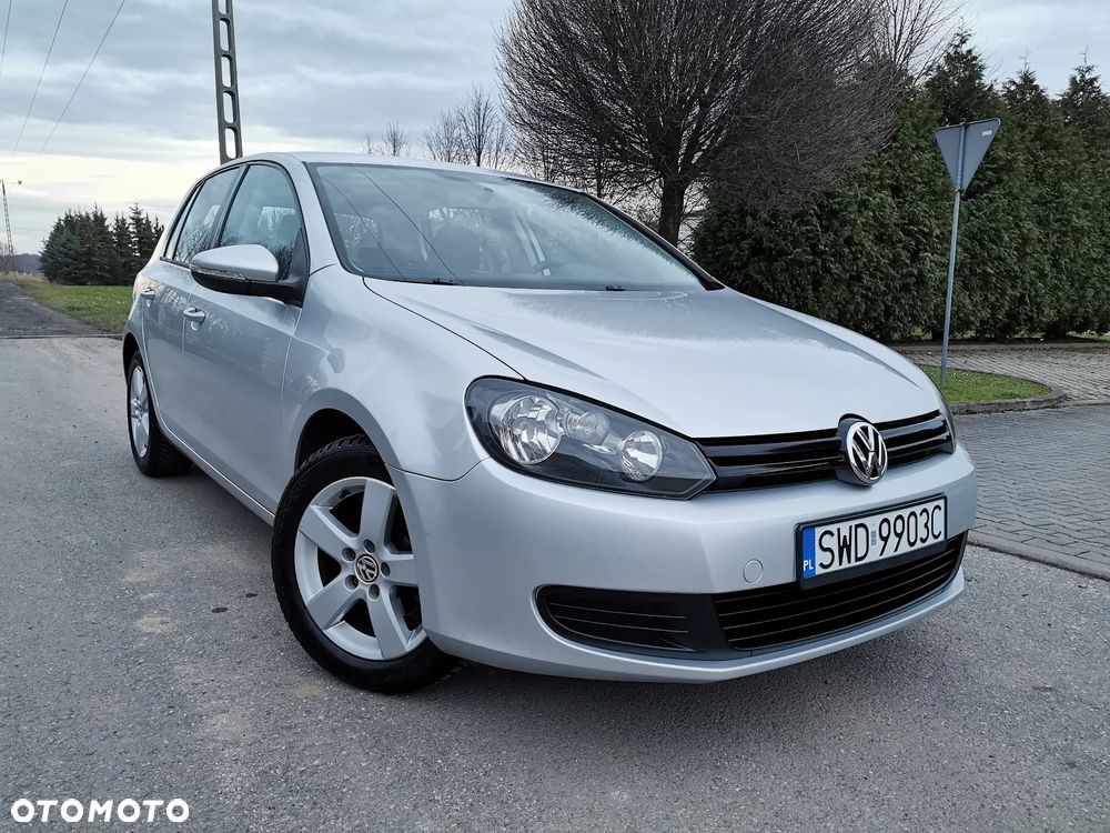 Volkswagen Golf 1.6 Trendline DSG - 2