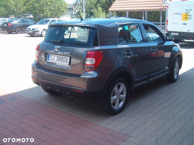 Toyota Urban Cruiser - 16