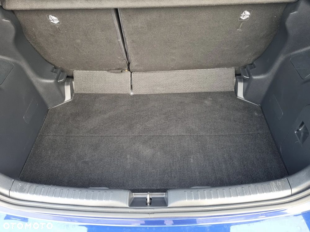 Toyota Yaris 1.5 Comfort - 25