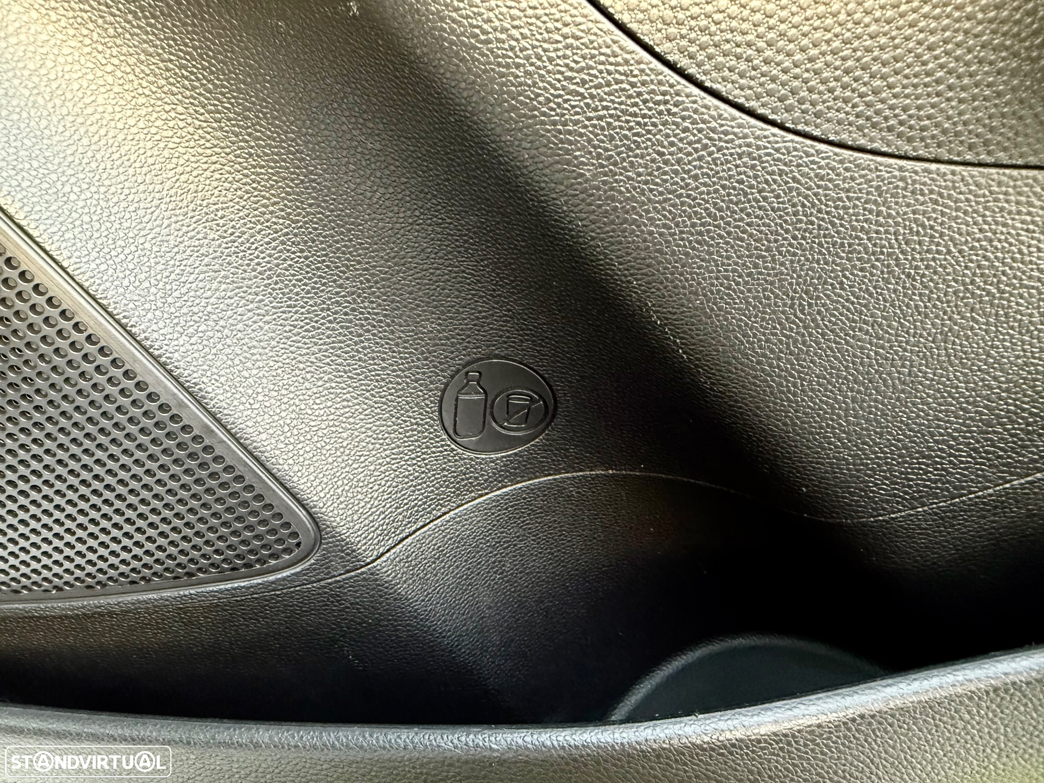 Hyundai i20 1.1 CRDi Blue Access+Bluetooth - 54
