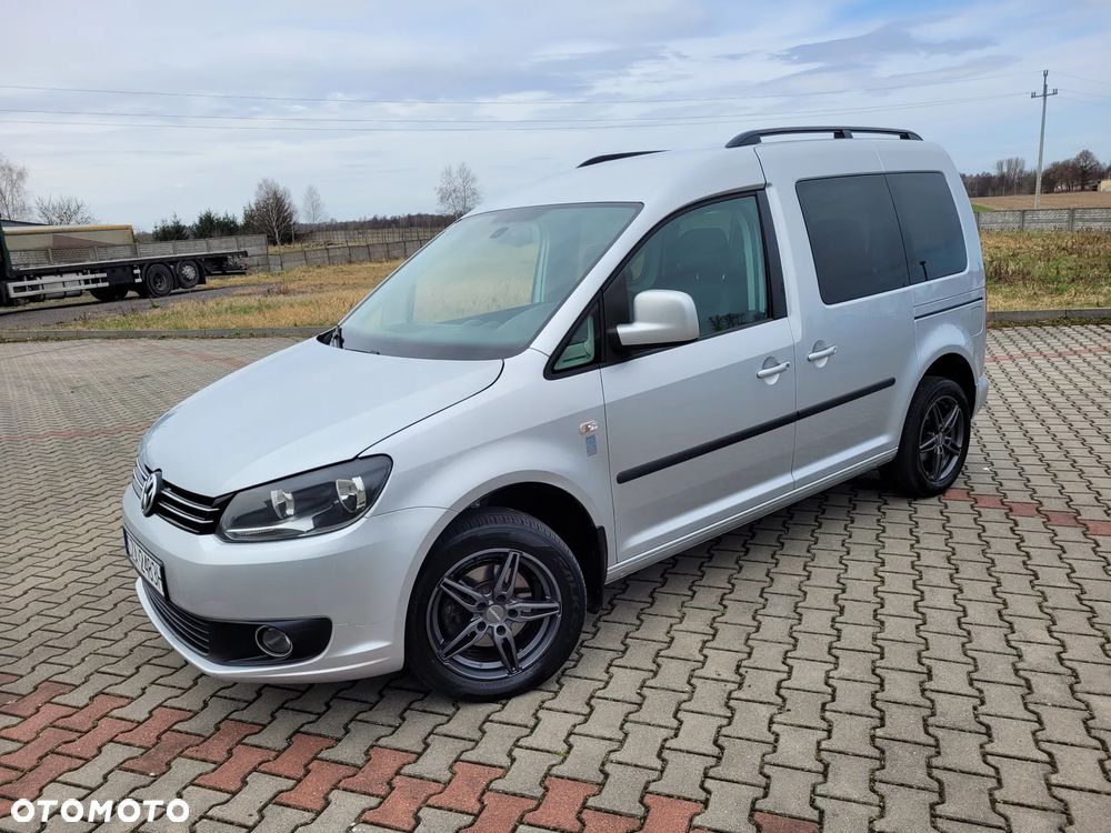 Volkswagen Caddy Highline DSG - 35