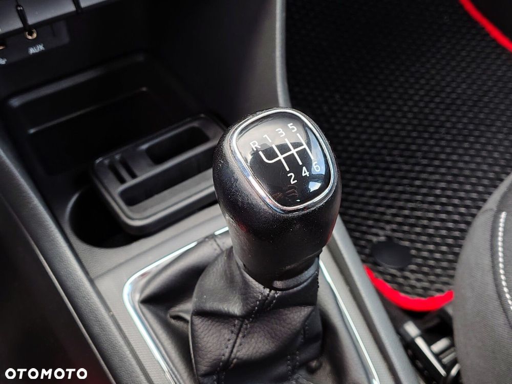 Skoda RAPID Spb 1.0 TSI Ambition - 26