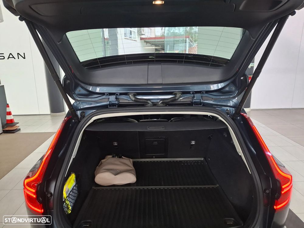 Volvo V60 2.0 T6 AWD TE Plus Bright - 9