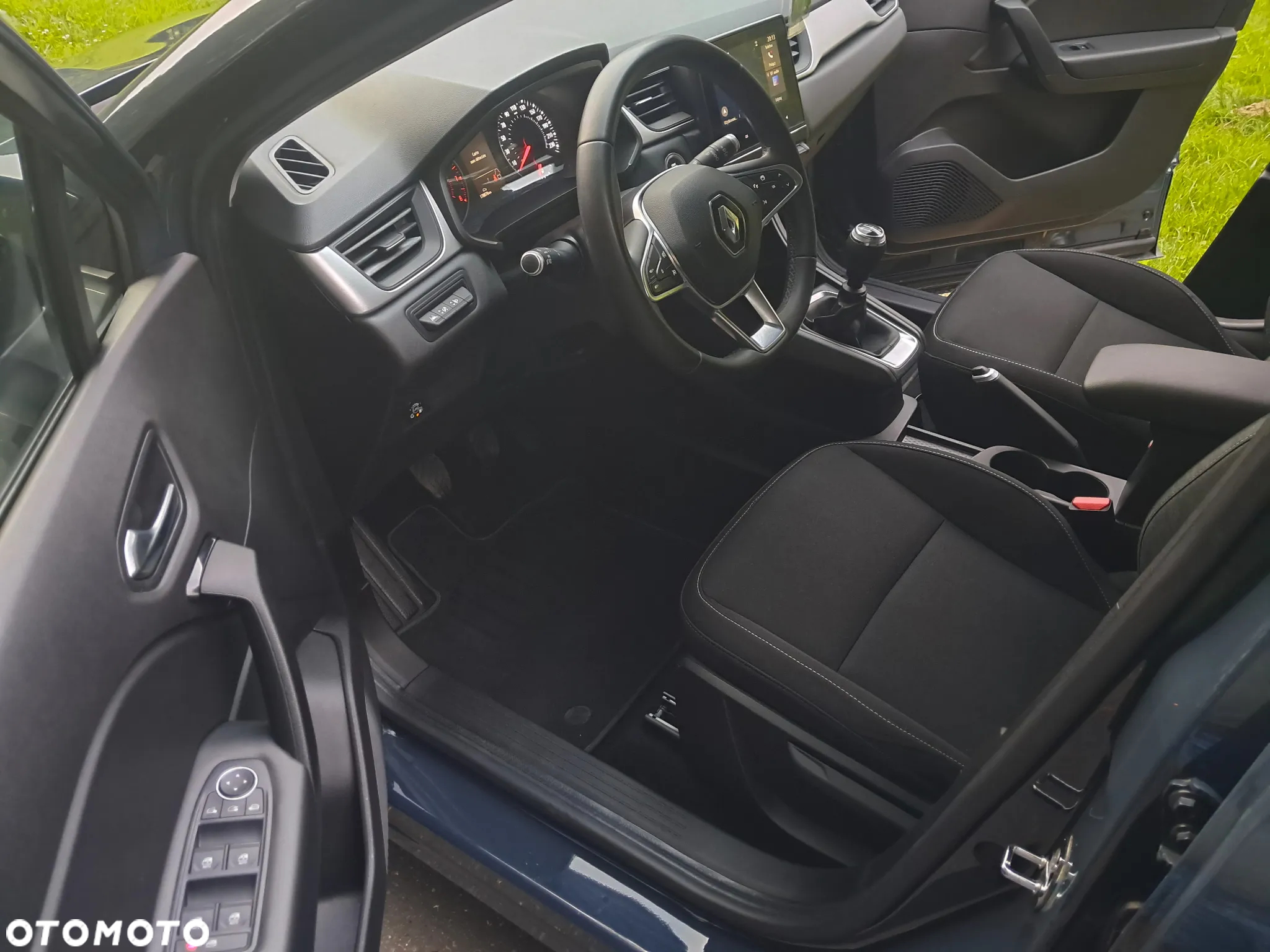 Renault Captur - 9