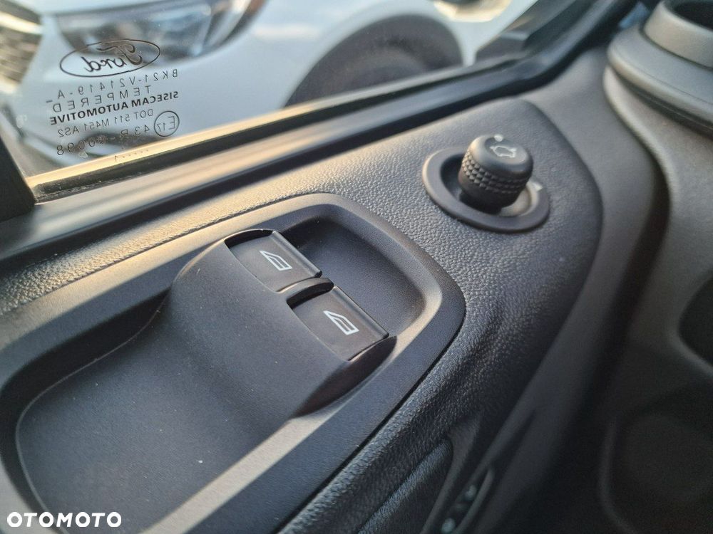 Ford Transit Custom - 19