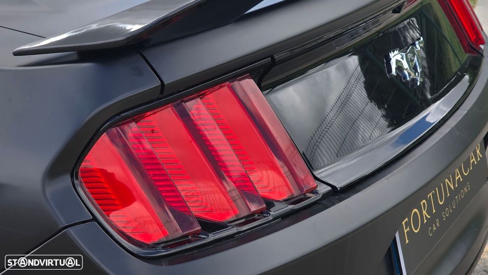 Ford Mustang 2.3i EcoBoost Aut. - 42