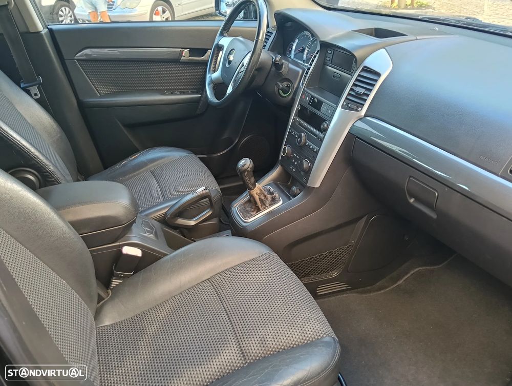 Chevrolet Captiva 2.0 VCDi Seven 7L - 25