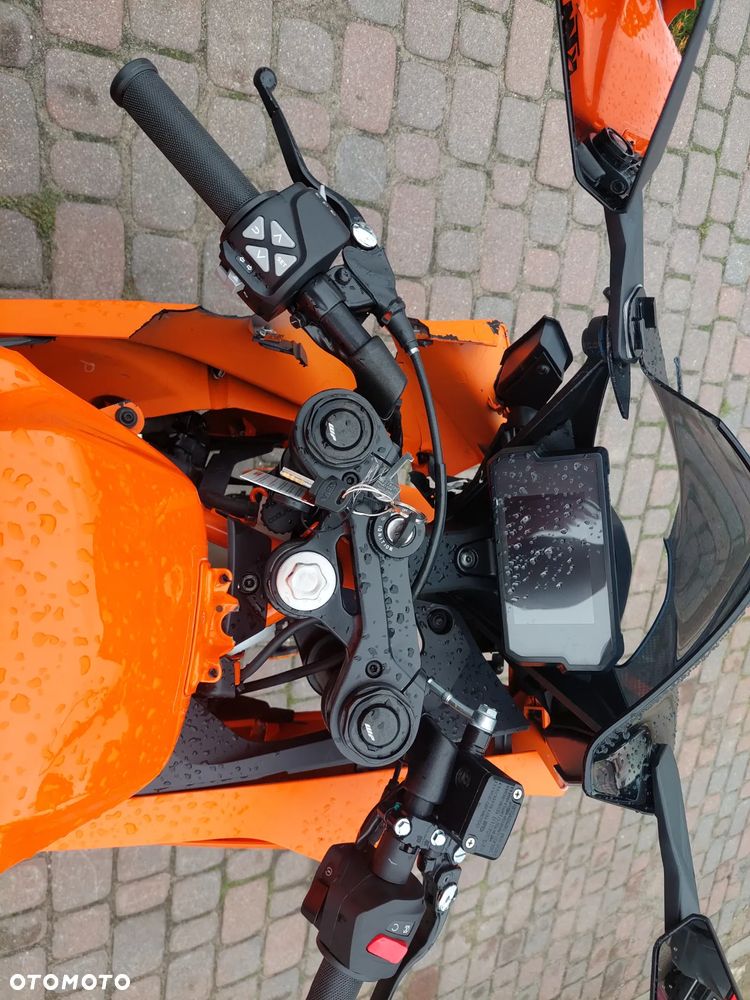KTM RC 125 - 9