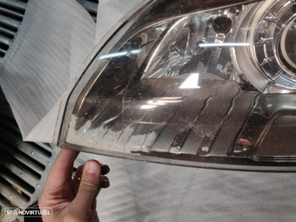 Farol Frente Esquerdo / Otica Esquerda Renault Megane Iii Grandtour (K - 5