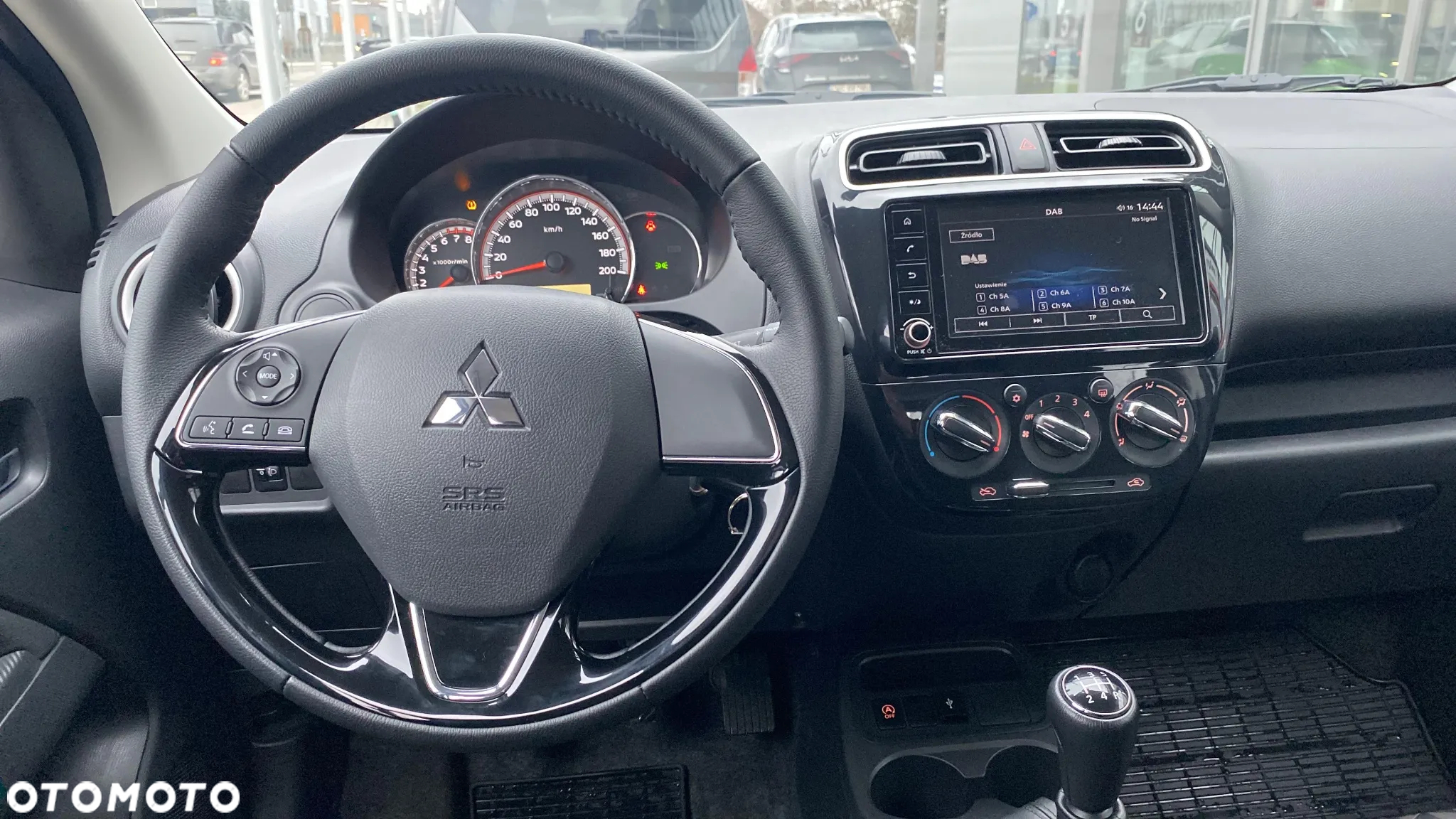 Mitsubishi Space Star 1.2 AS&G Invite SDA - 13