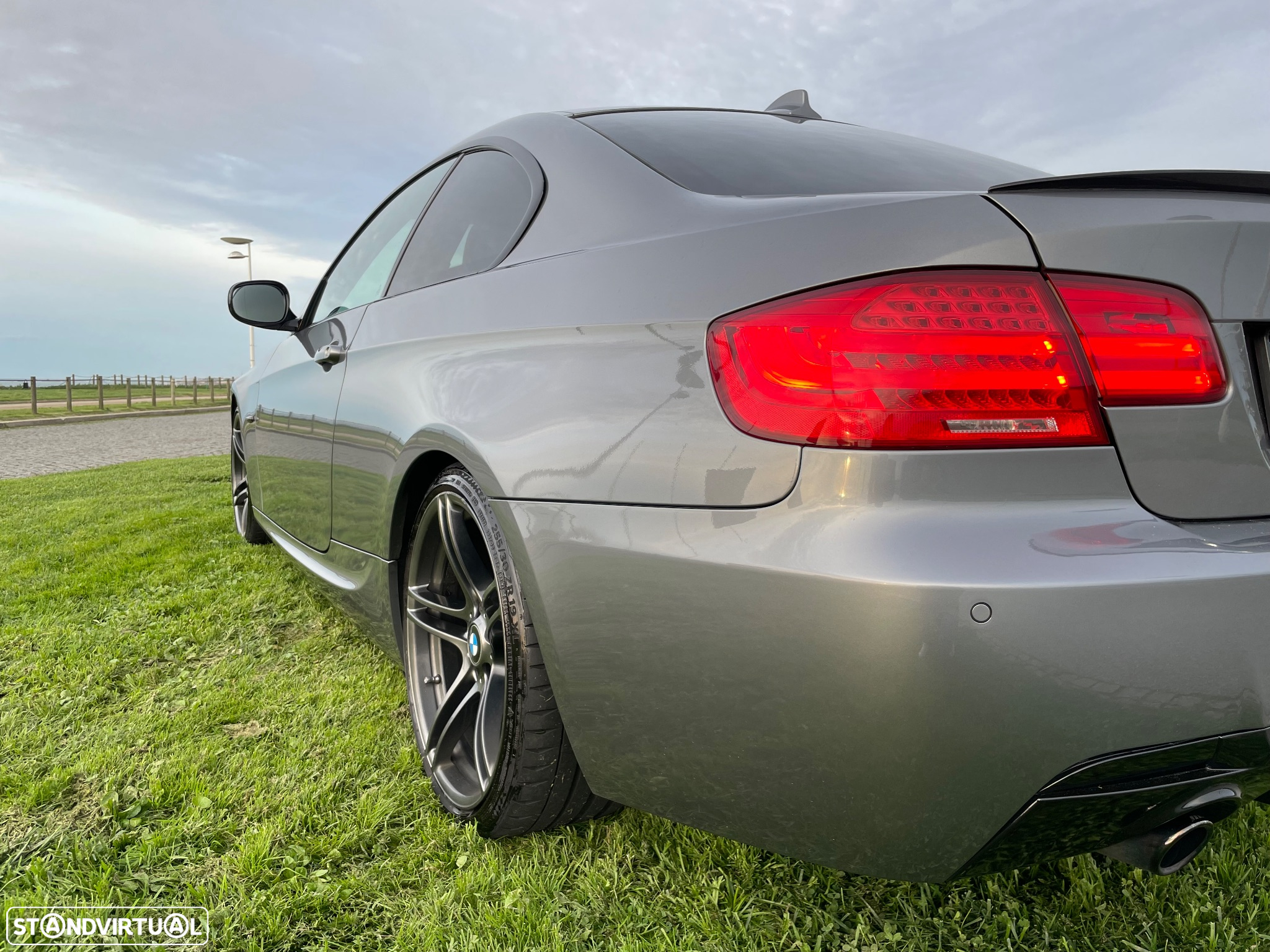 BMW 320 d Coupe Edição M - 19