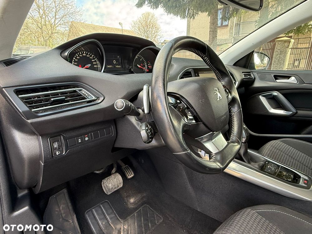Peugeot 308 1.5 BlueHDi Active Pack Business S&S EAT8 - 14