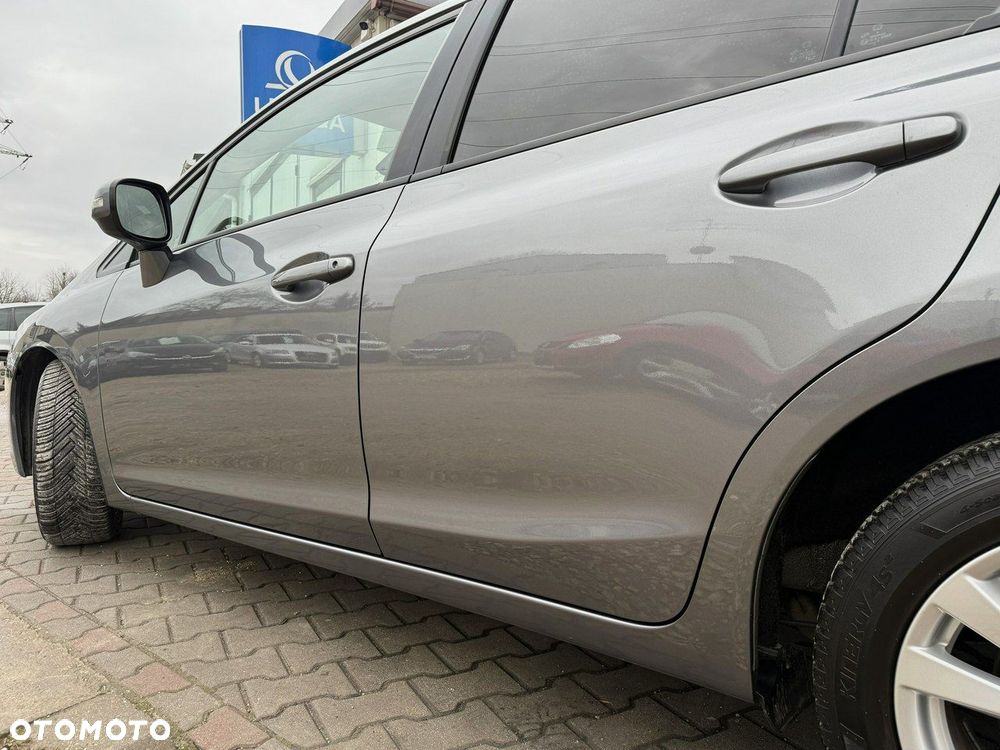 Honda Civic 1.8 i-VTEC Comfort - 35