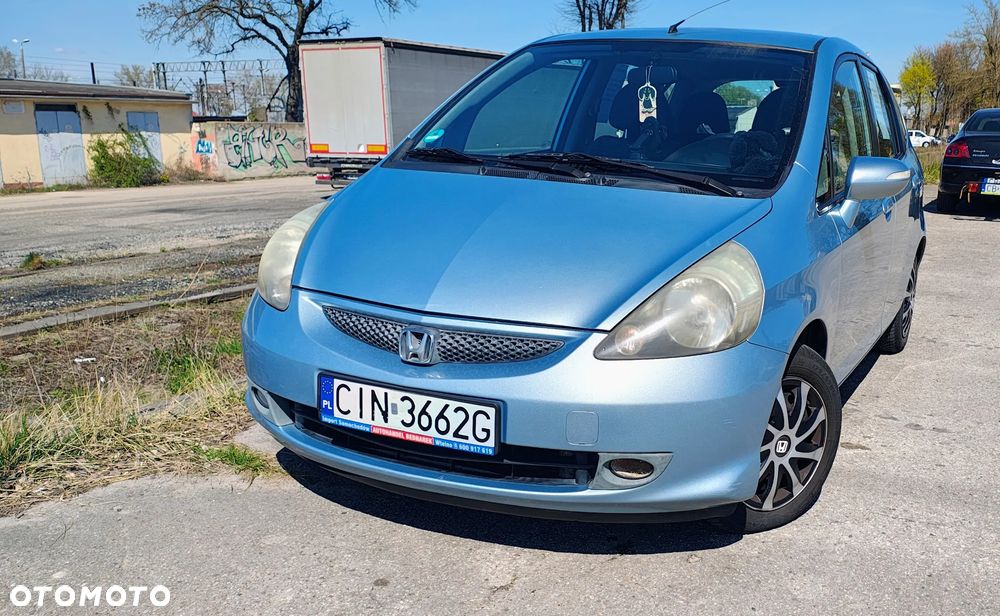 Honda Jazz 1.4 CVT LS - 1