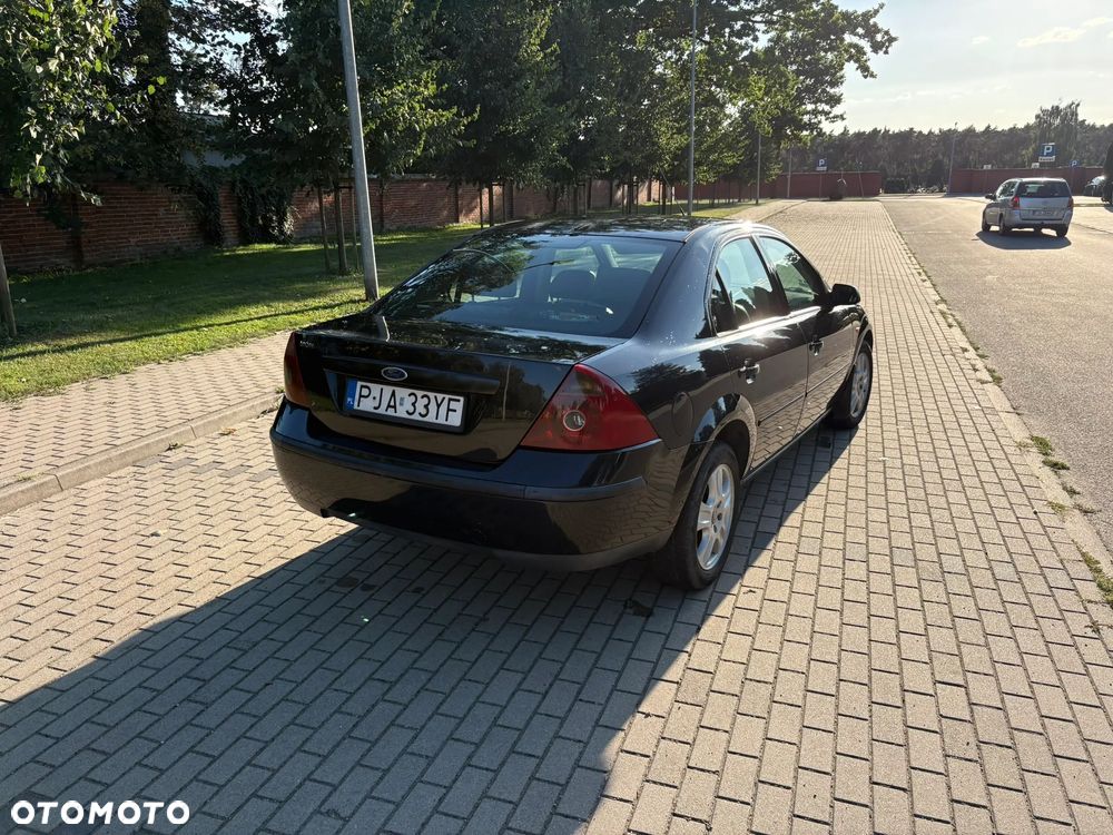Ford Mondeo 2.0 TDDi Ghia - 6