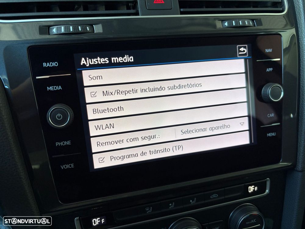 VW Golf Variant 1.6 TDi Confortline - 28