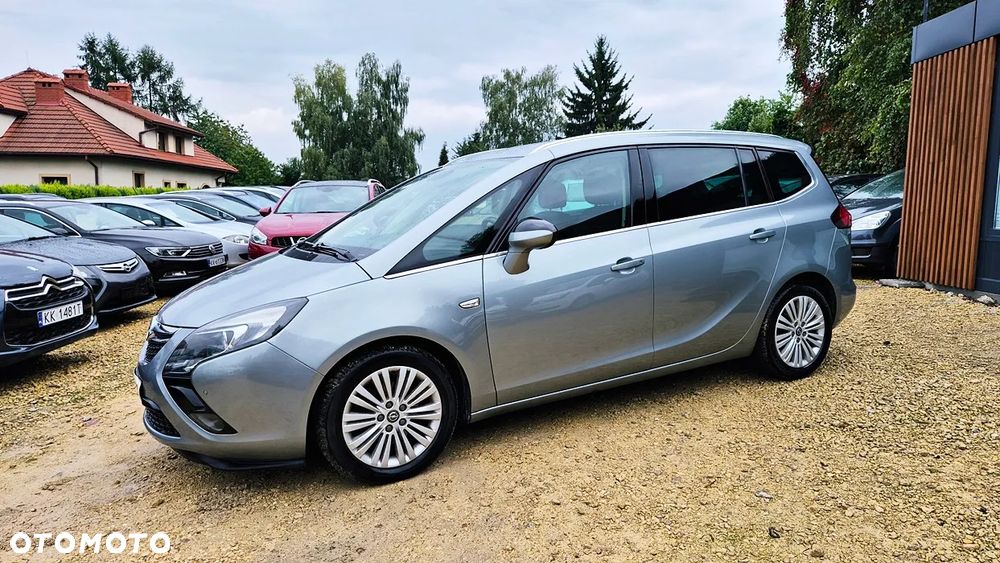 Opel Zafira 1.4 T Cosmo - 24