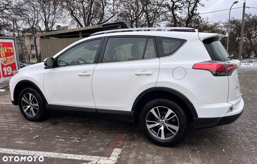 Toyota RAV4 2.0 D-4D 4x2 Start-Stop Comfort - 8