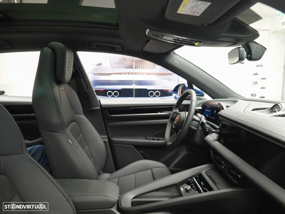Porsche Macan Electric 4S - 34